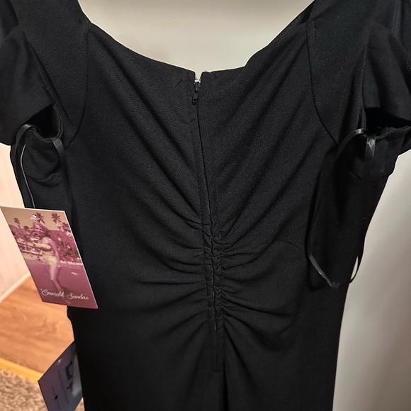 Emerald Sundae Women’s Black Long Formal Dress size small new with tags - Picture 5 of 6